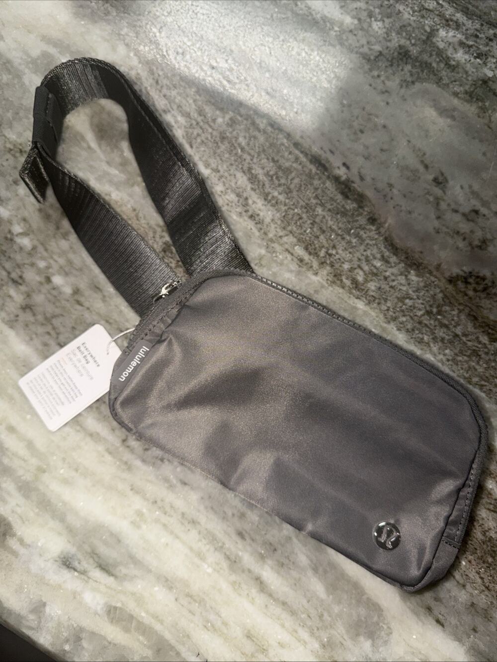 NWT Original LULULEMON Everywhere Belt Gray (I13)